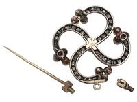 1.50ct Diamond & Pearl, 9ct Yellow Gold Brooch - Antique Victorian (6 of 9) 1.50ct Diamond & Pearl, 9ct Yellow Gold Brooch - Antique Victorian (6 of 9)
