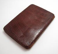 Antique Edwardian Solid Sterling Silver Mounted Crocodile Skin Leather Wallet Purse Card Stamp Case c.1910 (2 of 9) Antique Edwardian Solid Sterling Silver Mounted Crocodile Skin Leather Wallet Purse Card Stamp Case c.1910 (2 of 9)