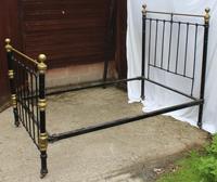 1900's Quality Brass and Iron Black Bed Frame - Check sizes. No Base (3 of 4) 1900's Quality Brass and Iron Black Bed Frame - Check sizes. No Base (3 of 4)