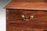 A Small George III Period Mahogany Chest of Drawers of Small Proportions (3 of 3) A Small George III Period Mahogany Chest of Drawers of Small Proportions (3 of 3)