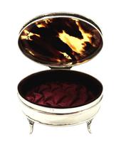 Antique Sterling Silver & Tortoiseshell Trinket Box 1921 (3 of 9) Antique Sterling Silver & Tortoiseshell Trinket Box 1921 (3 of 9)