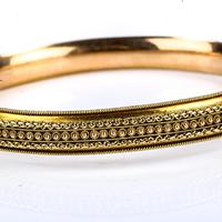 A Late 20th Century 9ct Gold Etruscan Style Hinged Bangle (4 of 4) A Late 20th Century 9ct Gold Etruscan Style Hinged Bangle (4 of 4)