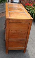 1940's Large Golden Oak Mule Chest (4 of 5) 1940's Large Golden Oak Mule Chest (4 of 5)