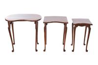 Walnut Nest of 3 Kidney Shape Tables c.1930 (3 of 7) Walnut Nest of 3 Kidney Shape Tables c.1930 (3 of 7)