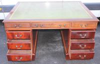 1960's Mahogany Pedestal Partners Desk with Green Leather Top. (5 of 6) 1960's Mahogany Pedestal Partners Desk with Green Leather Top. (5 of 6)