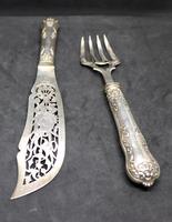 19 Century French Silver Fish Serving Cutlery (4 of 8) 19 Century French Silver Fish Serving Cutlery (4 of 8)
