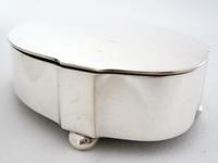 Antique Silver Jewellery Box in a Shaped Oval Form and Hinged Lid (3 of 6) Antique Silver Jewellery Box in a Shaped Oval Form and Hinged Lid (3 of 6)