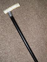 Antique Derby Handled Walking Stick With Hallmarked 1899 Silver Collar W.N (3 of 12) Antique Derby Handled Walking Stick With Hallmarked 1899 Silver Collar W.N (3 of 12)