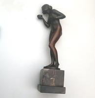 A Good Art Deco Bronze Nude Maiden with Drinking Bowl by Eugene Wagner C.1920 (4 of 11) A Good Art Deco Bronze Nude Maiden with Drinking Bowl by Eugene Wagner C.1920 (4 of 11)