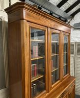 Fine Quality French Walnut Library Bookcase (5 of 23) Fine Quality French Walnut Library Bookcase (5 of 23)
