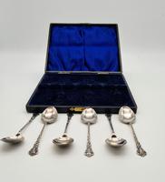 Six Silver Teaspoons (11 of 11) Six Silver Teaspoons (11 of 11)