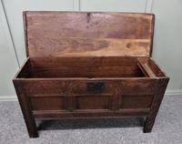 Small 18th Century Coffer (9 of 11) Small 18th Century Coffer (9 of 11)