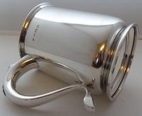 1939 1 Pint Tankard Hallmarked Solid Silver Christening Mug William Neale (7 of 8) 1939 1 Pint Tankard Hallmarked Solid Silver Christening Mug William Neale (7 of 8)
