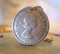 Vintage Pocket Watch Chain Fob 1956 Lucky Silver One Shilling Old 5d Coin Fob (2 of 7) Vintage Pocket Watch Chain Fob 1956 Lucky Silver One Shilling Old 5d Coin Fob (2 of 7)