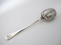 Rare Victorian silver patented ‘Teaette’ tea infuser George Gillett London 1898 (8 of 9) Rare Victorian silver patented ‘Teaette’ tea infuser George Gillett London 1898 (8 of 9)