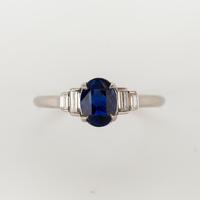 Vintage 1.05 Carat Sapphire & 0.12 Carat Diamond Solitaire Engagement Ring c.1940 (5 of 7) Vintage 1.05 Carat Sapphire & 0.12 Carat Diamond Solitaire Engagement Ring c.1940 (5 of 7)