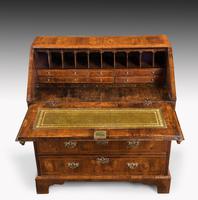 Mid 18th Century Walnut Bureau with Excellent Overall Colour (4 of 6) Mid 18th Century Walnut Bureau with Excellent Overall Colour (4 of 6)