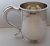 1939 1 Pint Tankard Hallmarked Solid Silver Christening Mug William Neale (5 of 8) 1939 1 Pint Tankard Hallmarked Solid Silver Christening Mug William Neale (5 of 8)