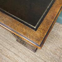19th Century Victorian Oak Antique Pedestal Desk (2 of 8) 19th Century Victorian Oak Antique Pedestal Desk (2 of 8)