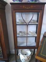 Pair of Edwardian Glazed Mahogany Display Cabinet with 2 Shelves (4 of 8) Pair of Edwardian Glazed Mahogany Display Cabinet with 2 Shelves (4 of 8)
