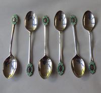 A cased set of silver, green-enamelled coffee spoons in the Art Deco manner (6 of 9) A cased set of silver, green-enamelled coffee spoons in the Art Deco manner (6 of 9)