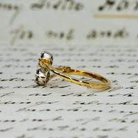 The Vintage Paired Flowers Fourteen Diamond Ring (4 of 6) The Vintage Paired Flowers Fourteen Diamond Ring (4 of 6)