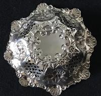 Silver Reticulated, Repousse Decorated Bon Bon Dish Birmingham 1907 (3 of 5) Silver Reticulated, Repousse Decorated Bon Bon Dish Birmingham 1907 (3 of 5)