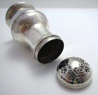 Georgian George II London 1748 Solid Sterling Silver Antique Bun-top Pepper Pot Shaker. English 18th Century (3 of 6) Georgian George II London 1748 Solid Sterling Silver Antique Bun-top Pepper Pot Shaker. English 18th Century (3 of 6)