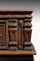 Mid-18th Century Finely Carved Oak Kist or Coffer (6 of 7) Mid-18th Century Finely Carved Oak Kist or Coffer (6 of 7)