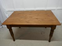 Old Farmhouse Pine Table (5 of 8) Old Farmhouse Pine Table (5 of 8)
