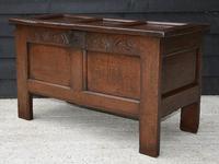 Handsome 17th Century Small Proportioned Oak Coffer c.1680 (3 of 13) Handsome 17th Century Small Proportioned Oak Coffer c.1680 (3 of 13)