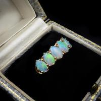 Vintage Opal Five Stone 9ct 9K Yellow Gold Band Ring (2 of 10) Vintage Opal Five Stone 9ct 9K Yellow Gold Band Ring (2 of 10)