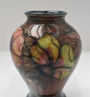 William Moorcroft, Anemone Vase Flambe, C1930 (6 of 9) William Moorcroft, Anemone Vase Flambe, C1930 (6 of 9)