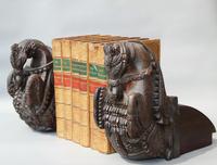 Good Pair of 18th Century Indian Carved Horse Head Bookends (3 of 9) Good Pair of 18th Century Indian Carved Horse Head Bookends (3 of 9)