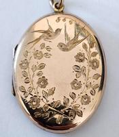 Superb Victorian Oval 9ct Back and Front Locket (3 of 7) Superb Victorian Oval 9ct Back and Front Locket (3 of 7)