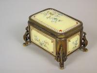 Antique Porcelain Gilt Metal Jewellery Box (4 of 9) Antique Porcelain Gilt Metal Jewellery Box (4 of 9)