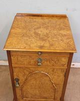 Quality Pair of Burr Walnut Bedside Cabinets (13 of 14) Quality Pair of Burr Walnut Bedside Cabinets (13 of 14)