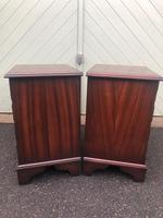 Pair of Small Mahogany Bedside Chest Drawers (6 of 11) Pair of Small Mahogany Bedside Chest Drawers (6 of 11)