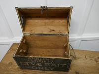 Pine Fishing Bait Box (5 of 6) Pine Fishing Bait Box (5 of 6)