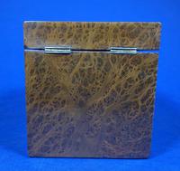 Late Victorian Burr Yew Single Tea Caddy (23 of 32) Late Victorian Burr Yew Single Tea Caddy (23 of 32)