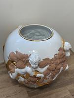 Beautiful Hollywood Regency Style Oversized Porcelain & Terracotta Cherub Floor Vase (4 of 52) Beautiful Hollywood Regency Style Oversized Porcelain & Terracotta Cherub Floor Vase (4 of 52)