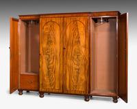 Mid 19th Century Mahogany Wardrobe (4 of 7) Mid 19th Century Mahogany Wardrobe (4 of 7)