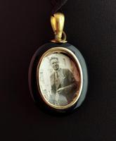 Victorian Onyx Mourning Locket, Seed Pearl Star, 15ct Gold (11 of 12) Victorian Onyx Mourning Locket, Seed Pearl Star, 15ct Gold (11 of 12)