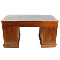 Victorian Oak Pedestal Desk (6 of 8) Victorian Oak Pedestal Desk (6 of 8)