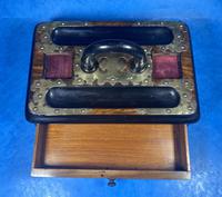Victorian Brassbound Walnut Inkstand (10 of 16) Victorian Brassbound Walnut Inkstand (10 of 16)