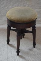 Victorian Mahogany Circular Revolving Piano Stool (8 of 9) Victorian Mahogany Circular Revolving Piano Stool (8 of 9)