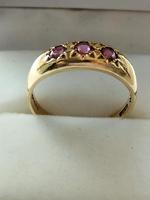 Vintage 9ct Ruby Gypsy Ring (2 of 10) Vintage 9ct Ruby Gypsy Ring (2 of 10)