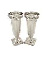 Pair of Antique Sterling Silver 7 1/2" Vases 1913 (2 of 7) Pair of Antique Sterling Silver 7 1/2" Vases 1913 (2 of 7)