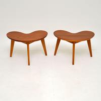 Pair of Vintage Walnut Kidney Side Tables (2 of 8) Pair of Vintage Walnut Kidney Side Tables (2 of 8)