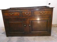 English 18th Century Oak Dresser with Spice Drawers (15 of 15) English 18th Century Oak Dresser with Spice Drawers (15 of 15)